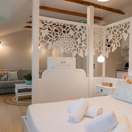 Villa La Varik 1 里托楚伦 外观 照片