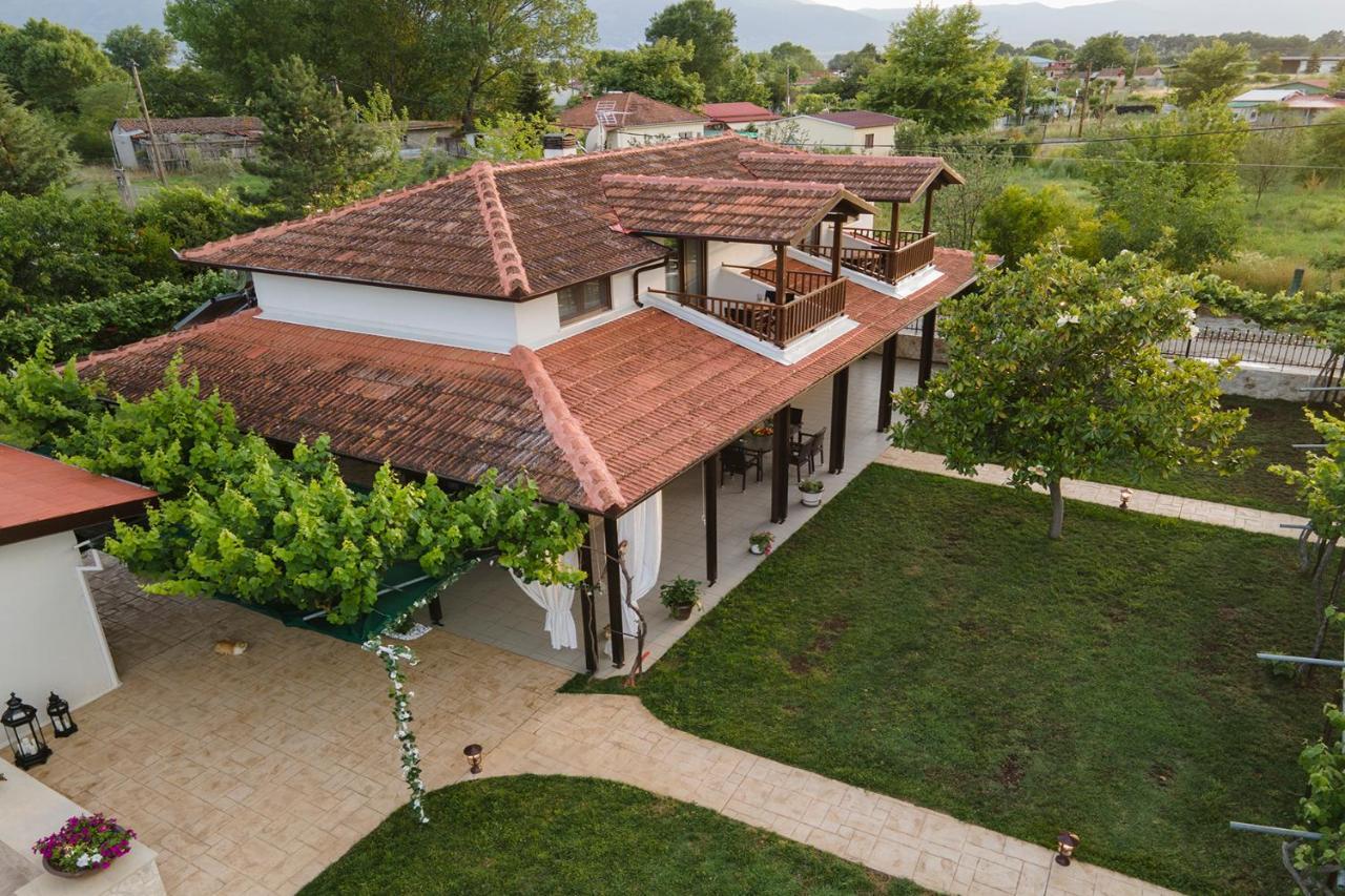 Villa La Varik 1 里托楚伦 外观 照片