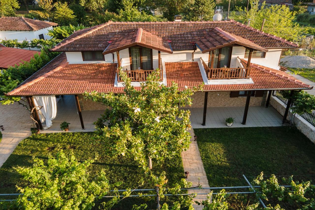Villa La Varik 1 里托楚伦 外观 照片